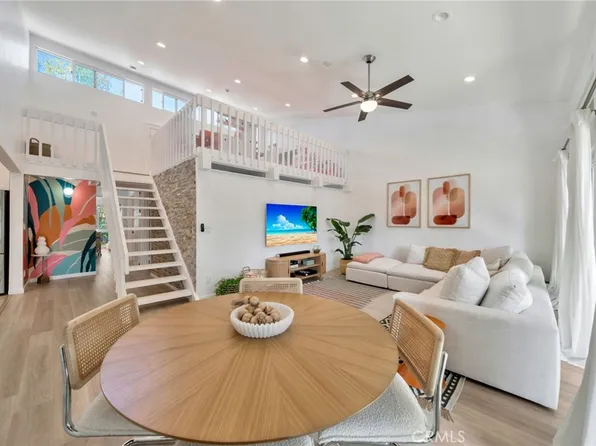 631 S Prospect Ave Unit 204, Redondo Beach, CA 90277