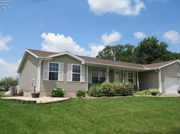 912 Armstrong St, Willard, OH 44890