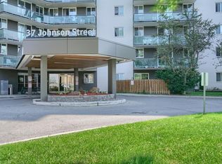 37 Johnson St #211, Barrie, ON L4M5C3
