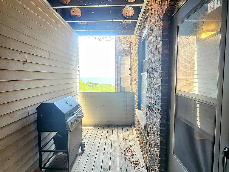 1816 E Kane Pl #1 — Photo 3