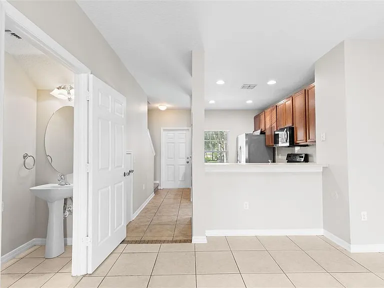 20414 Berrywood Ln — Photo 9