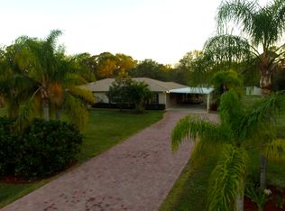 5705 40th St, Vero Beach, FL 32966