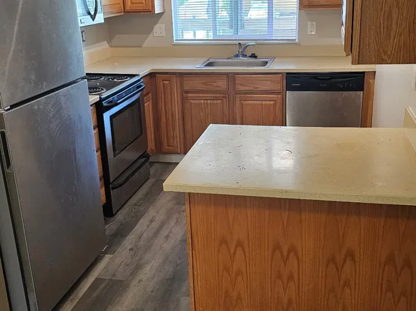 12526 Meridian Ave S, Everett, WA 98208