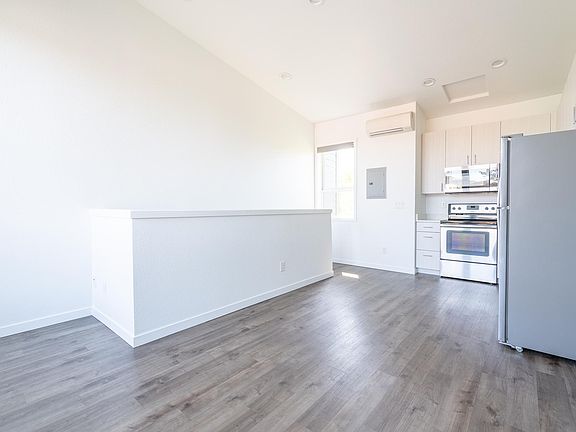 2nd image of 6062 SE 93rd Ave
