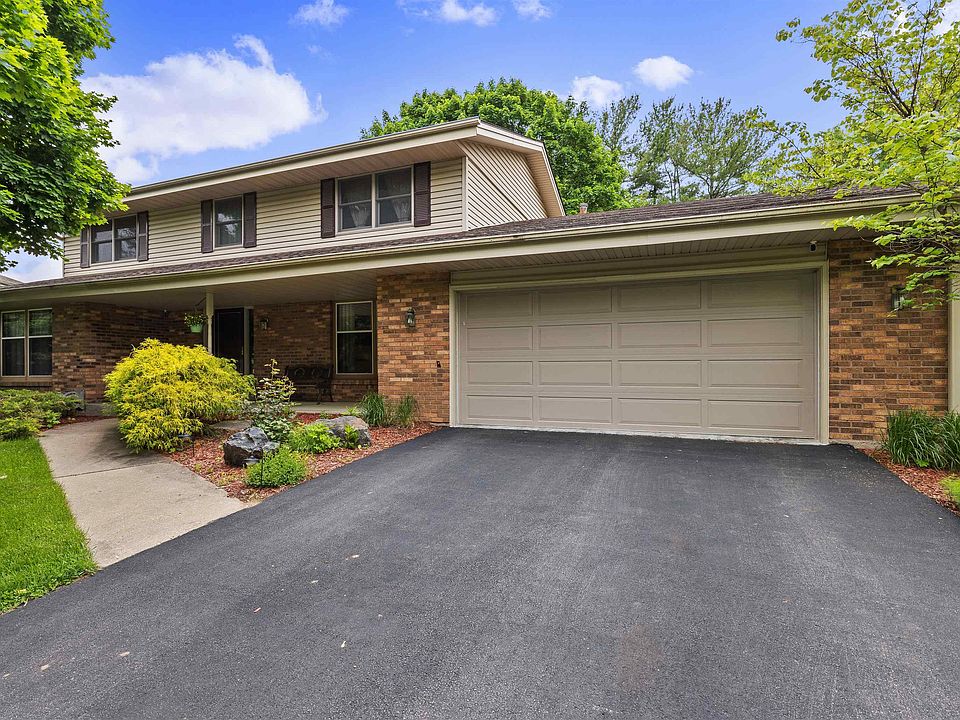 1st image of 5561 Crittenden Cir