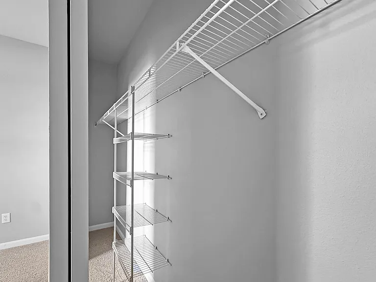 Beaver Creek Apartments — Photo 42