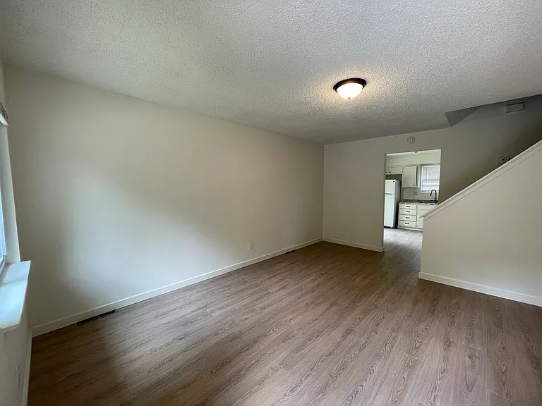 816-818 S Grant Ter — Photo 3