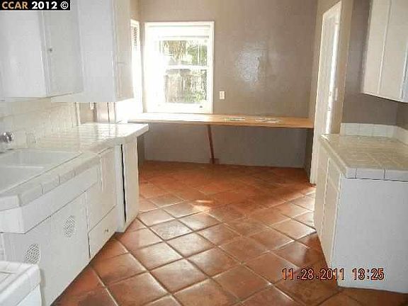 3rd image of 4160 Mountain View Ave