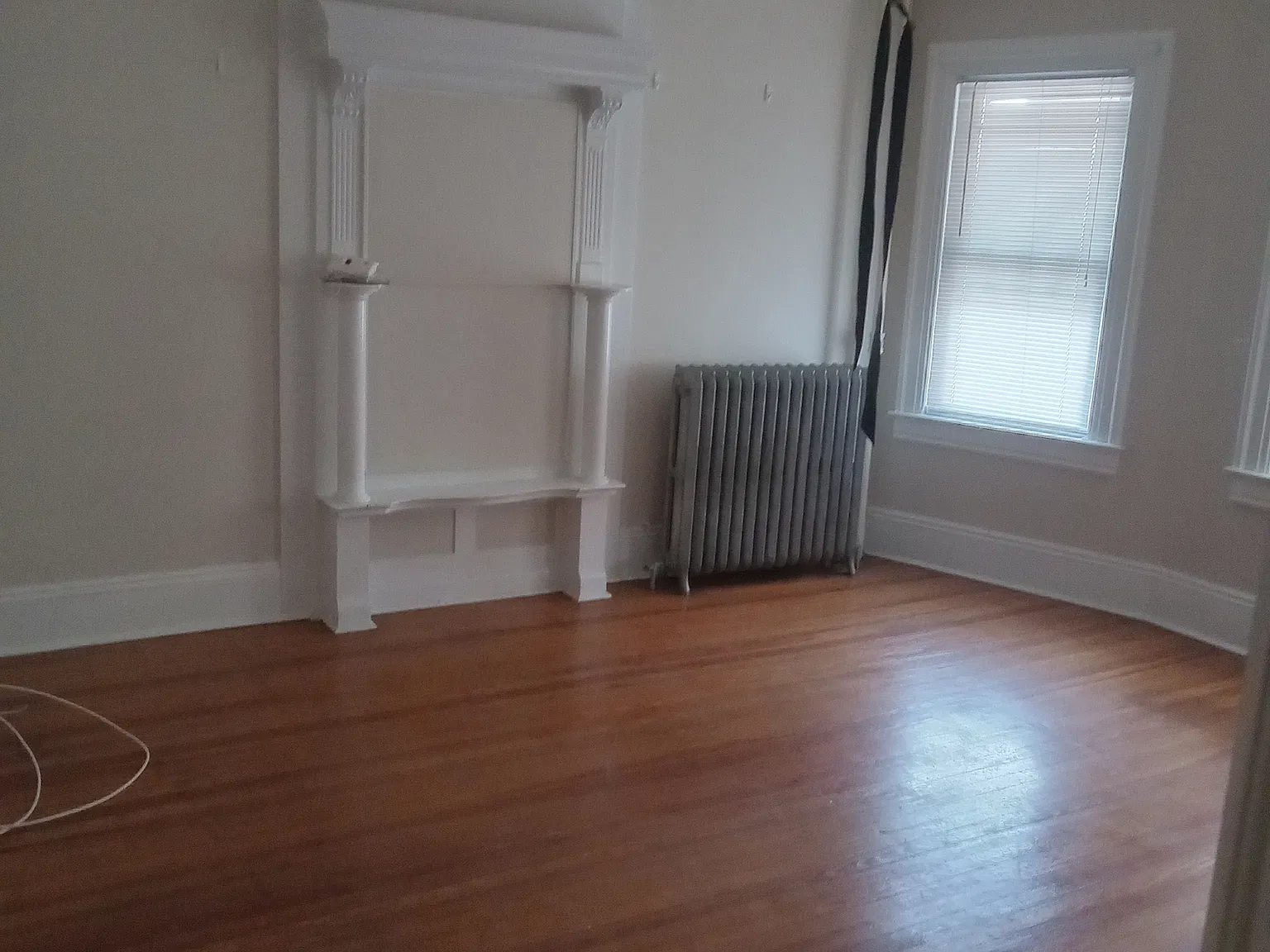 3 bed, 1200 sqft, $3,450 — Photo 3