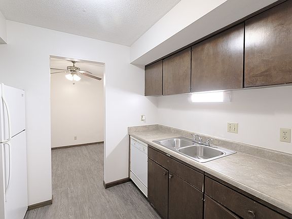5th image of 2335 Lynn St #6
