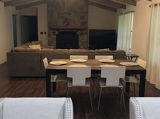 3560 Gum Ln, Springdale, AR 72764