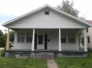 2558 N Howard Ave, Springfield, MO 65803