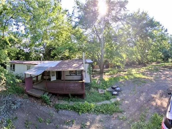 9404 Stillhouse Rd, Liberty, MO 64068