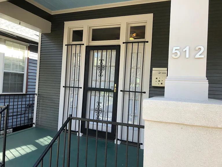512 S Telemachus St — Photo 2