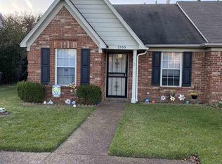 2555 Reese Point Dr, Memphis, TN 38133