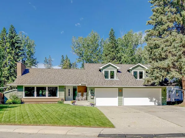 10907 E Willowfern Dr SE, Calgary, AB T2J 1R6