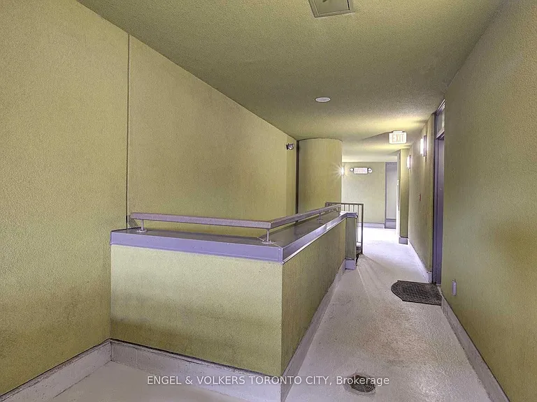 25 Ritchie Ave #202 — Photo 19