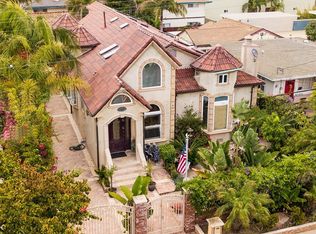 260 E 16th St, Costa Mesa, CA 92627