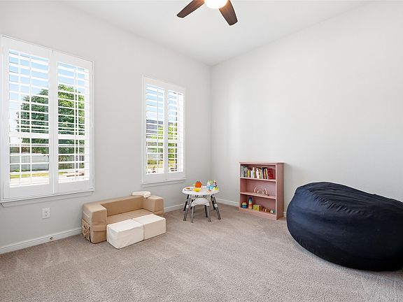 4th image of 1804 Cardinal Way