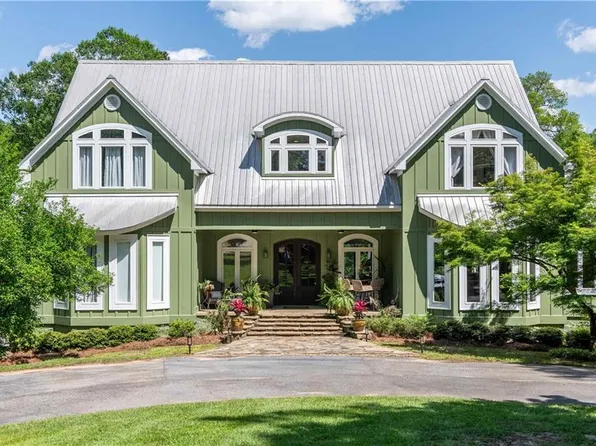 904 Sea Cliff Dr, Fairhope, AL 36532