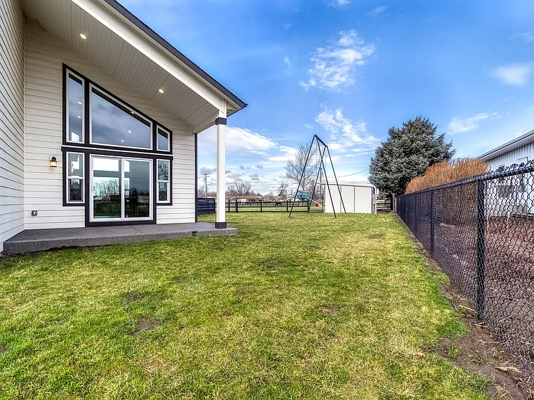 839 Newtown Rd #A — Photo 3