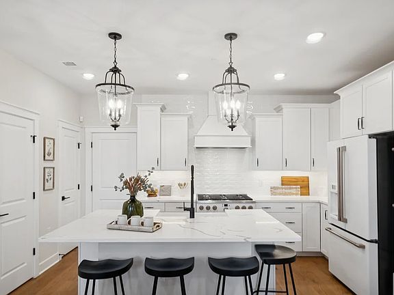 Kitchen with pendant lighting