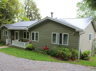 994 Kamaniskeg Lake Rd, Hastings Highlands, ON K0J 1L0