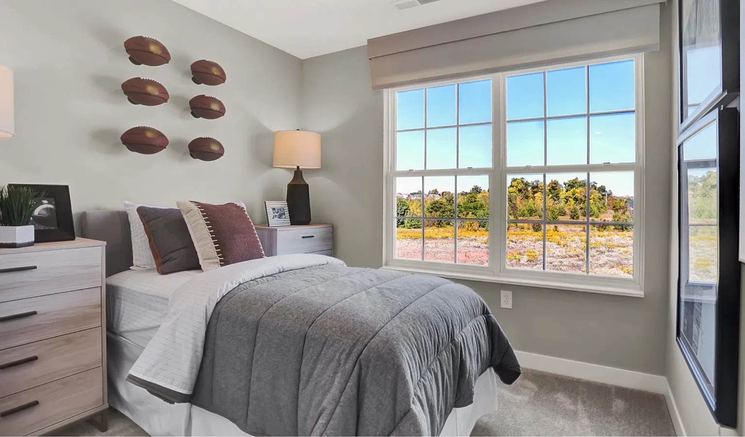 13811 Gatsby Dr — Photo 3
