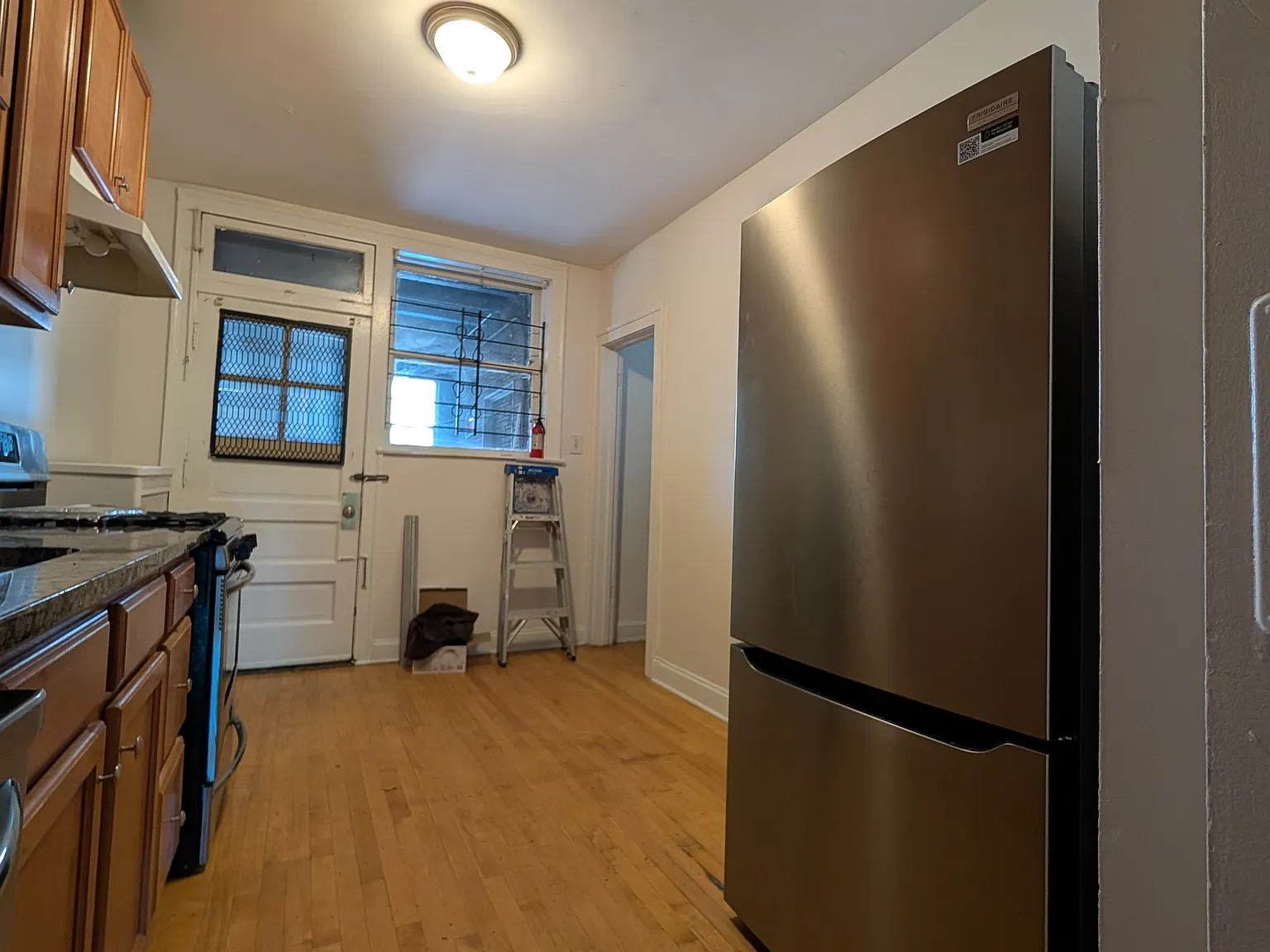 4627 N Lawndale Ave — Photo 2