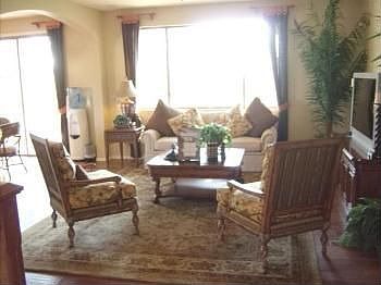 3rd image of 1648 W Lacewood Pl