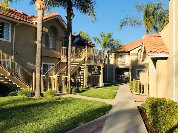 Walnut Grove Apartments