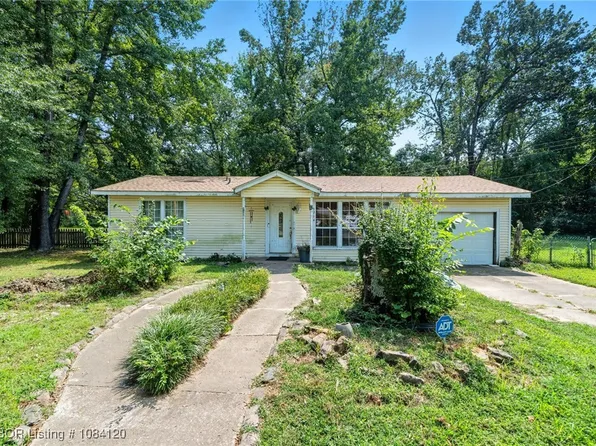 1714 Pleasant Valley Pl, Van Buren, AR 72956