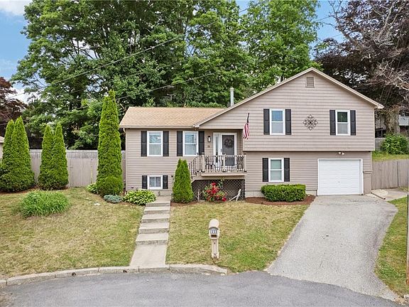 2nd image of 11 Damian Ct