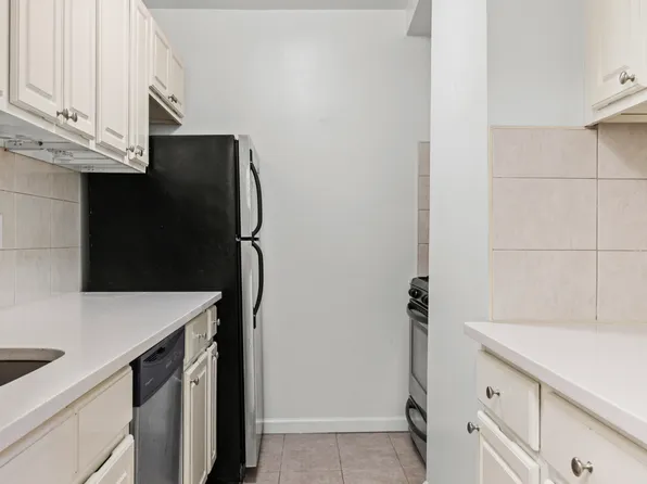 257 Water Street image 5 of 10