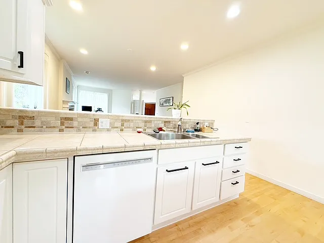 7417 53rd Street Ct W — Photo 14