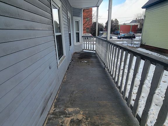 3rd image of 106 School St #1