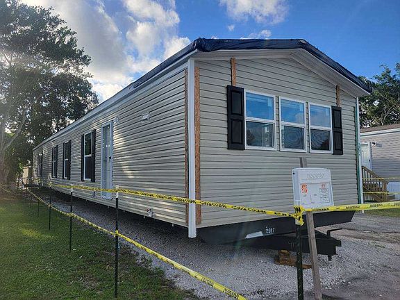 2nd image of 162 Treasure Ln