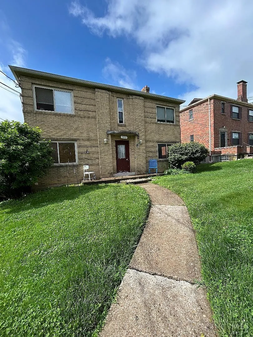 1 bed, 1.0 bath, $975 — Photo 2