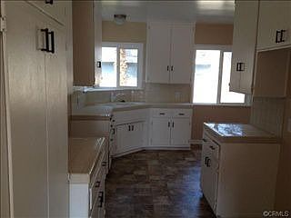 3rd image of 3225 W 180th St