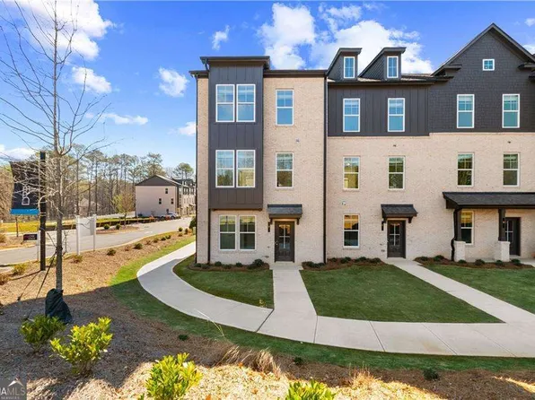 101 Daybreak Ln, Newnan, GA 30265