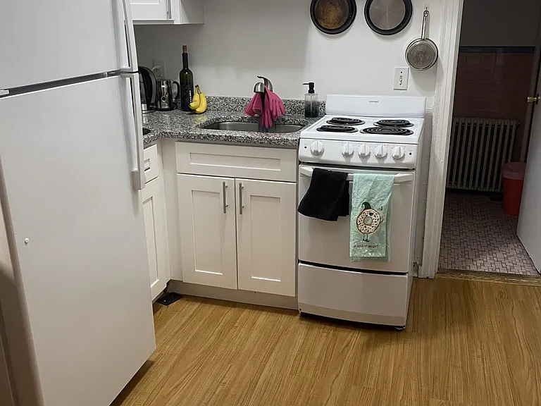 465 Park Dr #8 — Photo 5