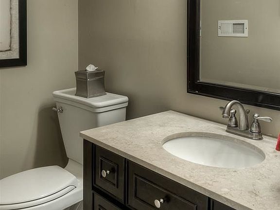4th image of 6019 S 166th Ave