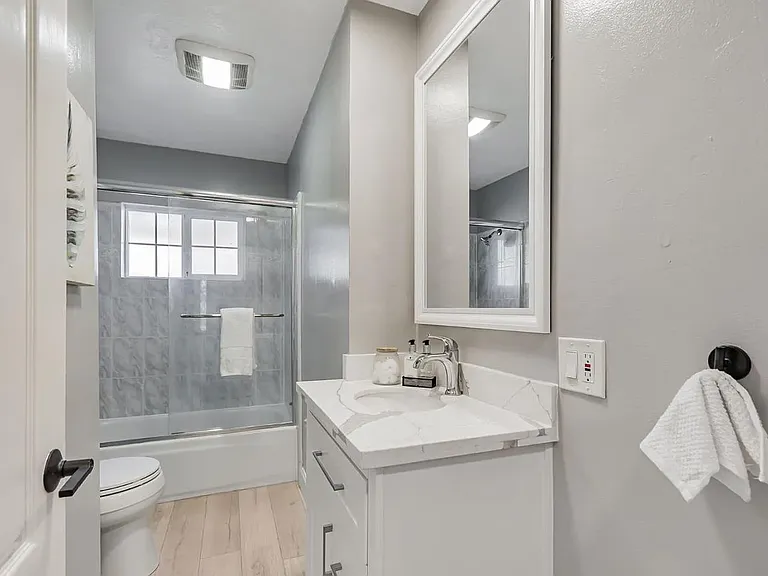 2571 Los Coches Ave — Photo 5