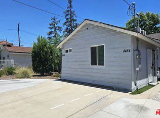 8454 Zelzah Ave, Northridge, CA 91325