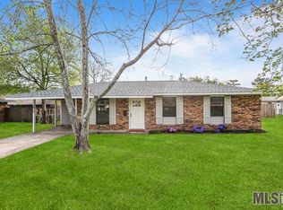 1610 Sunset Dr, Denham Springs, LA 70726