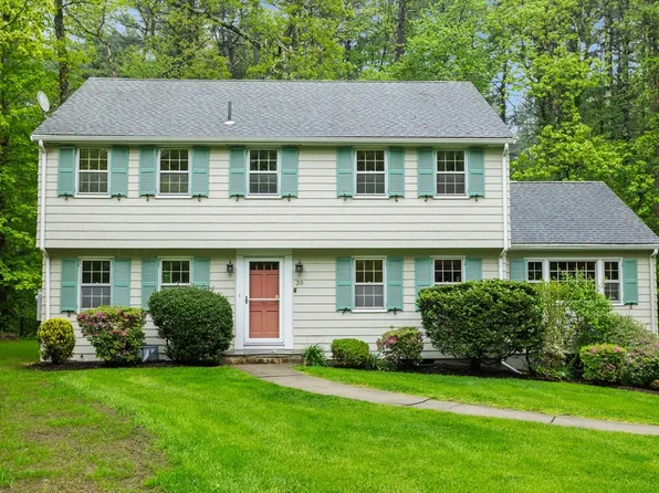 30 Juniper Cir, Concord, MA 01742