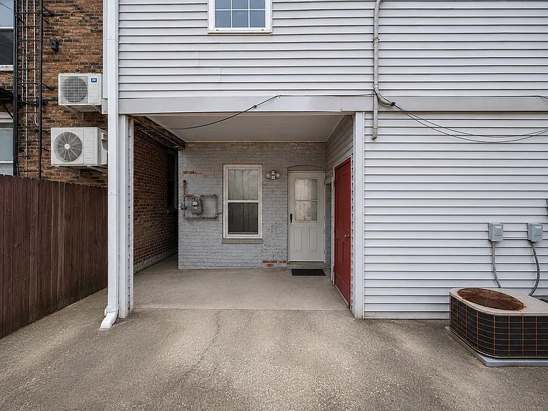 3217 S May St #1 — Photo 19