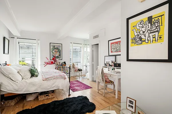 Rented by Compass | media 18