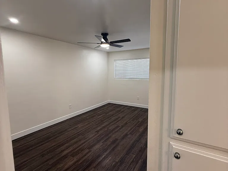 4674 Wilson Ave #4 — Photo 4