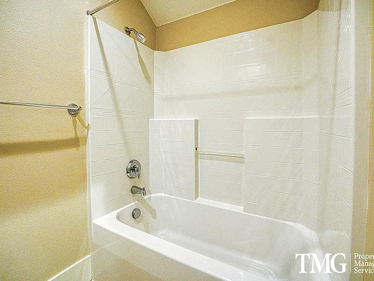 10424 SW Windwood Way — Photo 37